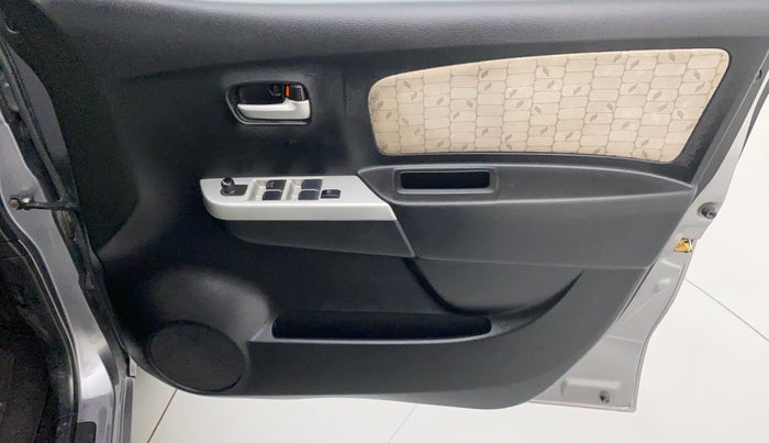 2014 Maruti Wagon R 1.0 VXI, Petrol, Manual, 25,501 km, Driver Side Door Panels Controls