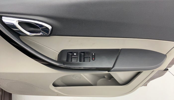 2018 Tata Tiago XZ 1.2 REVOTRON, Petrol, Manual, 18,979 km, Driver Side Door Panels Control