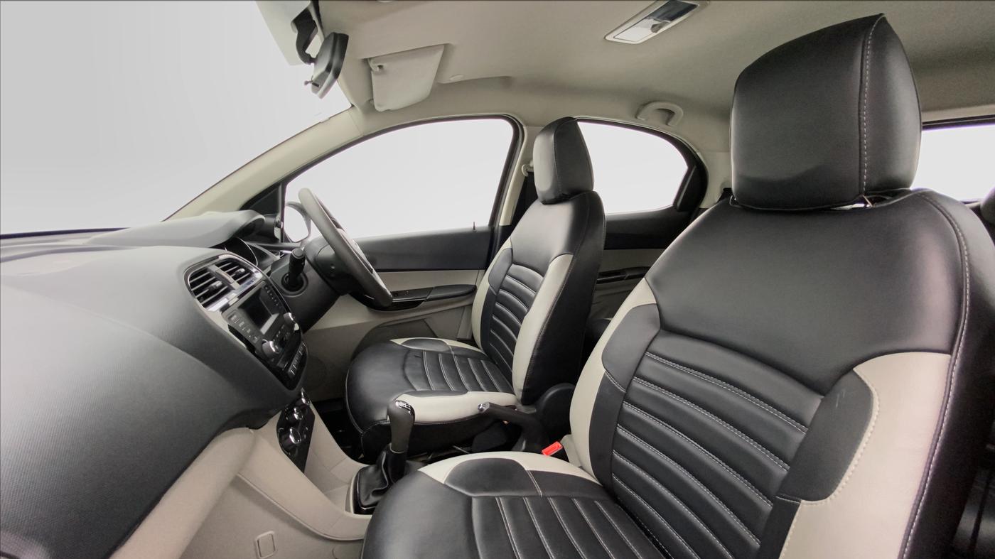 2018 Tata Tiago XZ 1.2 REVOTRON, Petrol, Manual, 18,979 km, Right Side Front Door Cabin View