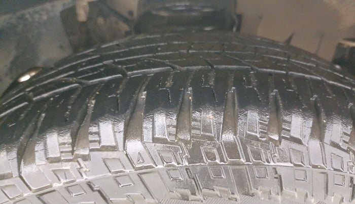 2023 Mahindra SCORPIO CLASSIC S11 7STR, Diesel, Manual, 69,129 km, Right Front Tyre Tread