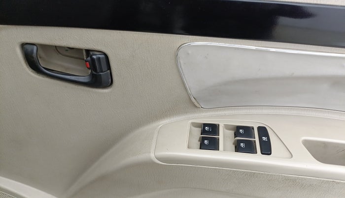 2023 Mahindra SCORPIO CLASSIC S11 7STR, Diesel, Manual, 69,129 km, Driver Side Door Panels Control