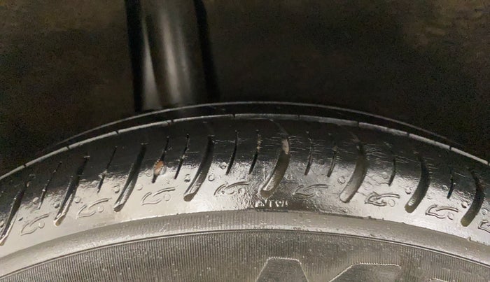 2021 Maruti Baleno DELTA PETROL 1.2, Petrol, Manual, 59,546 km, Right Rear Tyre Tread