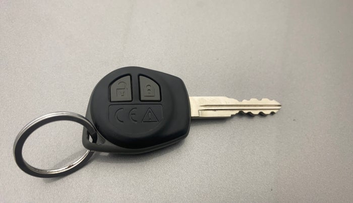2021 Maruti Baleno DELTA PETROL 1.2, Petrol, Manual, 59,546 km, Key Close Up