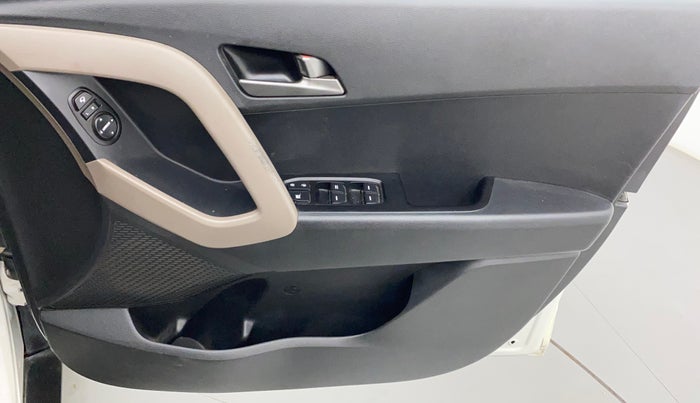 2016 Hyundai Creta SX PLUS AT 1.6 PETROL, Petrol, Automatic, 66,911 km, Driver Side Door Panels Control