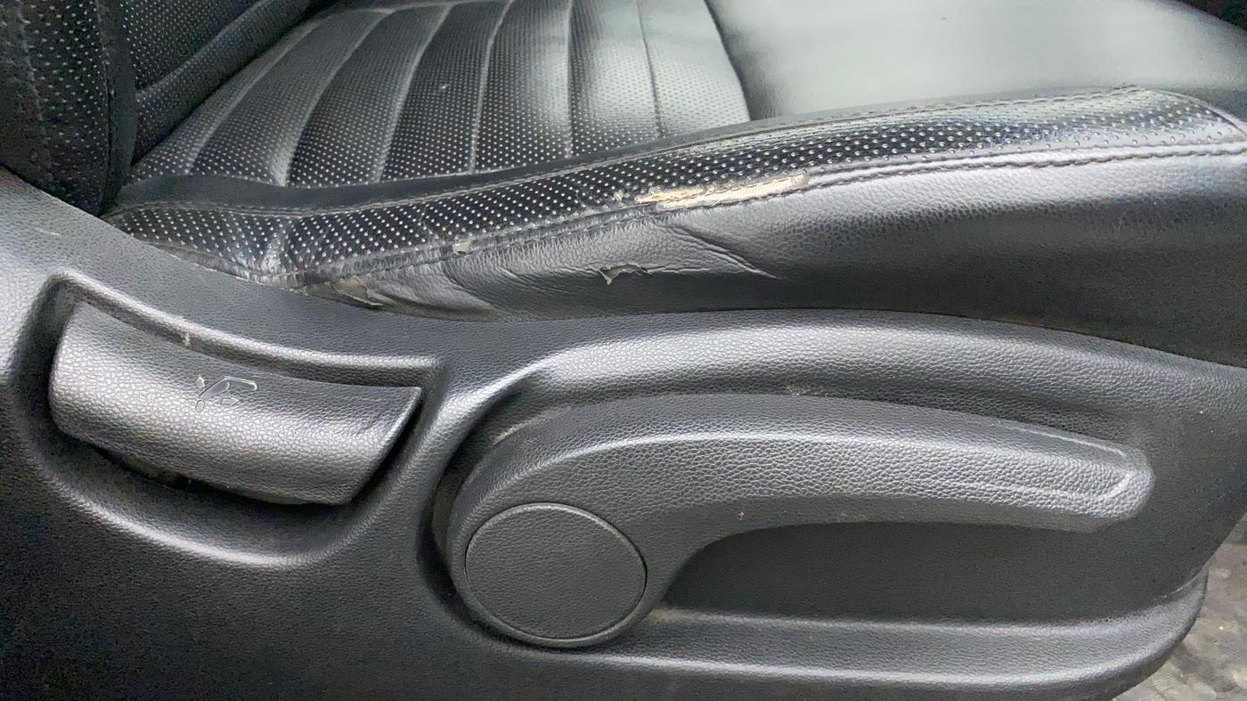 2016 Hyundai Creta SX PLUS AT 1.6 PETROL, Petrol, Automatic, 66,911 km, Driver Side Adjustment Panel