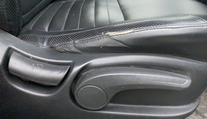 2016 Hyundai Creta SX PLUS AT 1.6 PETROL, Petrol, Automatic, 66,911 km, Driver Side Adjustment Panel