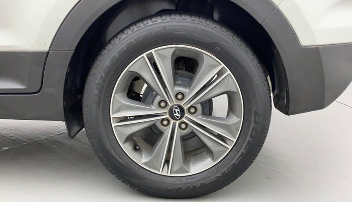 2016 Hyundai Creta SX PLUS AT 1.6 PETROL, Petrol, Automatic, 66,911 km, Left Rear Wheel