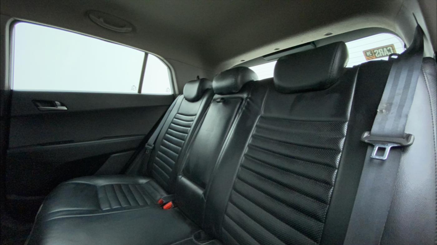 2016 Hyundai Creta SX PLUS AT 1.6 PETROL, Petrol, Automatic, 66,911 km, Right Side Rear Door Cabin
