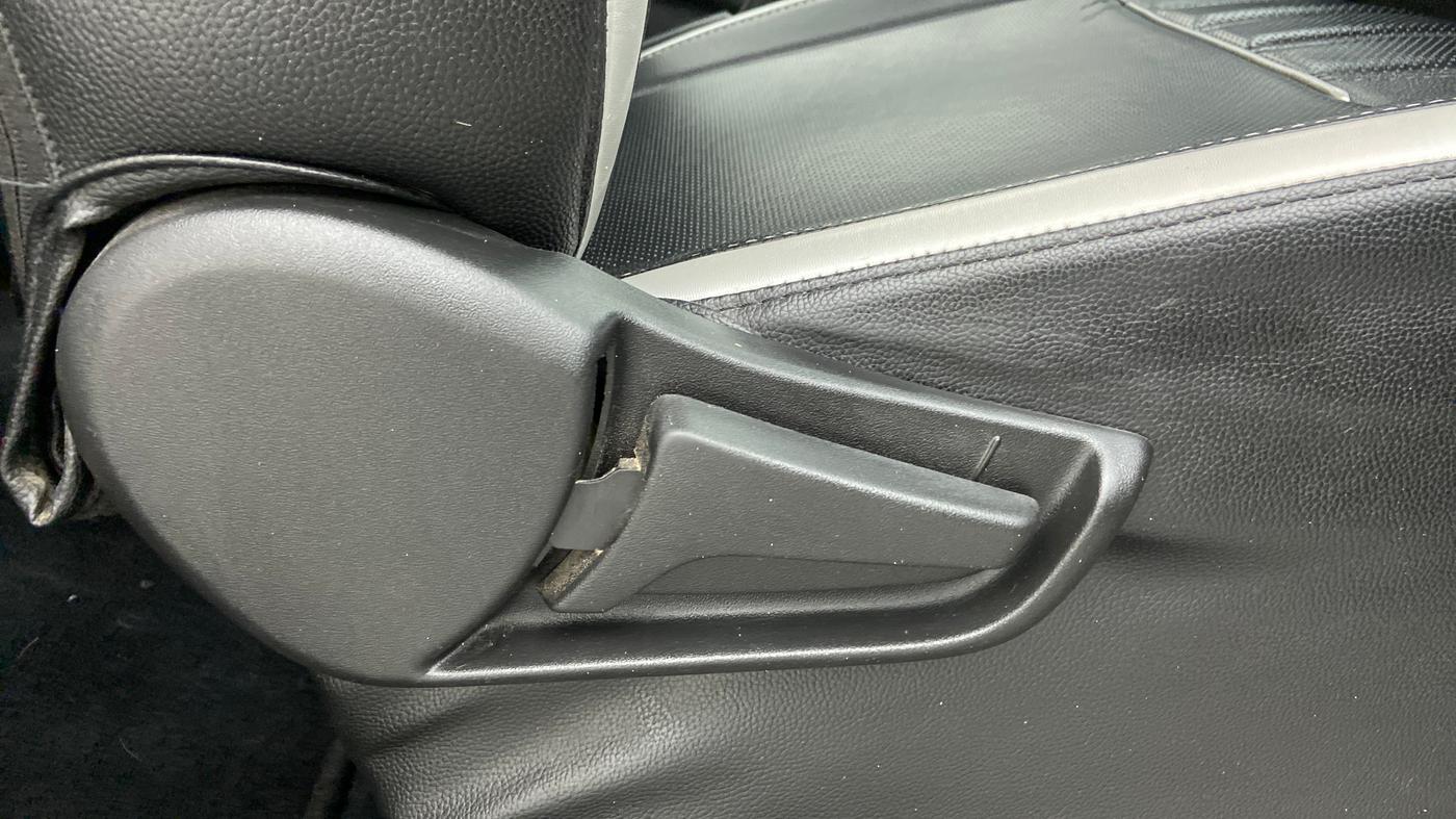 2020 Maruti S PRESSO VXI PLUS, Petrol, Manual, 14,436 km, Driver Side Adjustment Panel