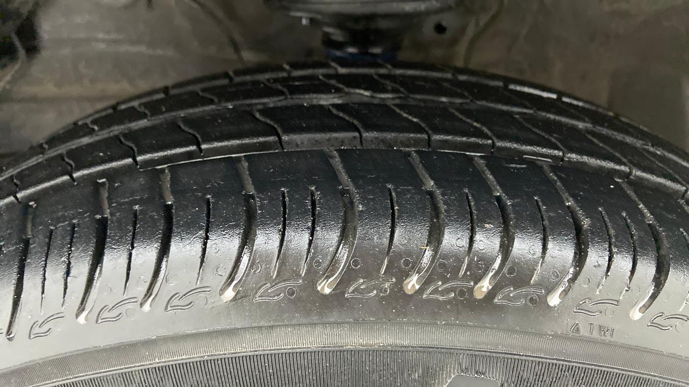 2020 Maruti S PRESSO VXI PLUS, Petrol, Manual, 14,436 km, Left Front Tyre Tread