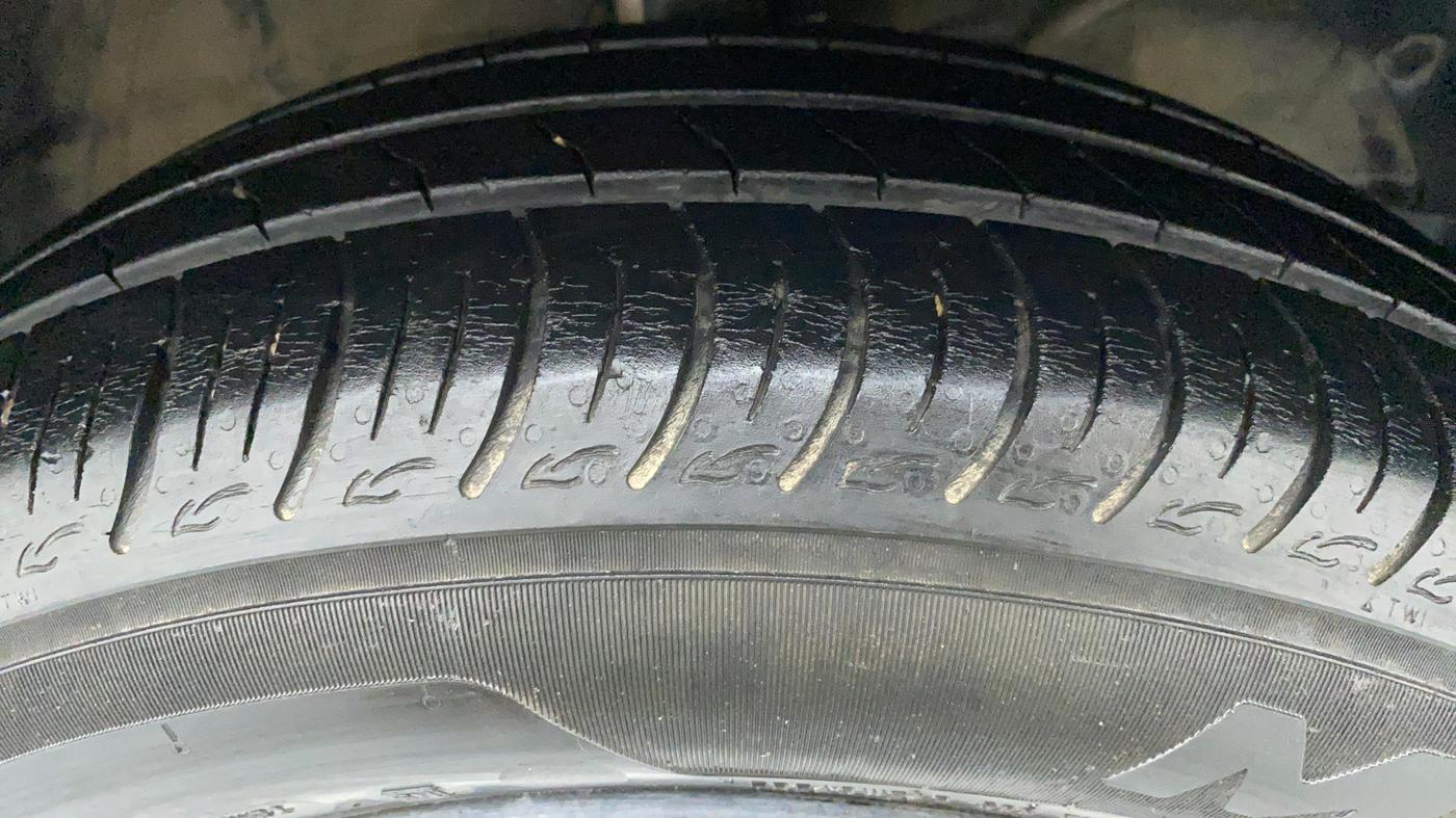 2020 Maruti Baleno DELTA PETROL 1.2, Petrol, Manual, 32,256 km, Right Front Tyre Tread