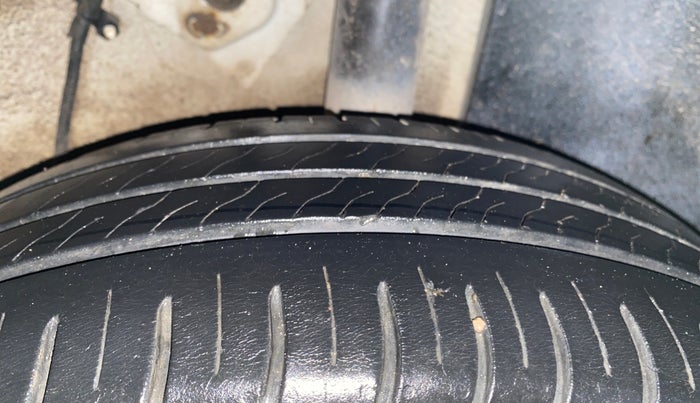 2023 Tata ALTROZ XM PLUS SUNROOF CNG, CNG, Manual, 25,460 km, Left Rear Tyre Tread