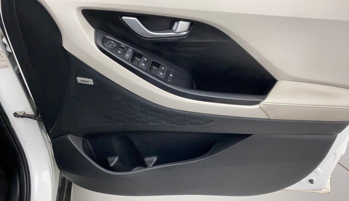 2021 Hyundai Creta SX (O) IVT 1.5 PETROL, Petrol, Automatic, 56,040 km, Driver Side Door Panels Control