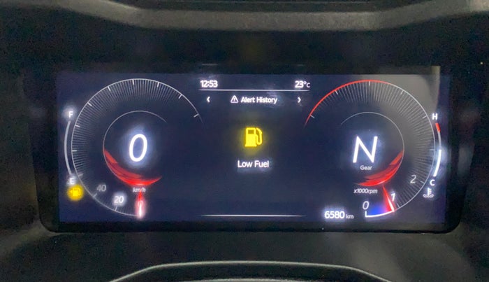 2024 Mahindra XUV 3XO AX5 1.2 L TCMPFi, Petrol, Manual, 6,533 km, Odometer Image
