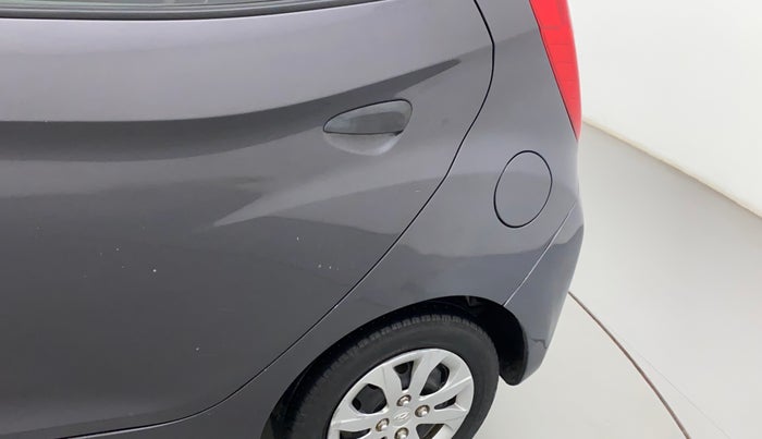 2017 Hyundai Eon MAGNA +, Petrol, Manual, 50,819 km, Left quarter panel - Slightly dented