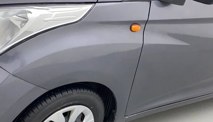 2017 Hyundai Eon MAGNA +, Petrol, Manual, 50,819 km, Left fender - Paint has minor damage