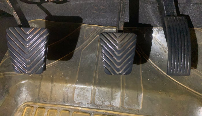 2014 Hyundai Verna FLUIDIC 1.6 VTVT SX OPT, Petrol, Manual, 99,204 km, Pedals