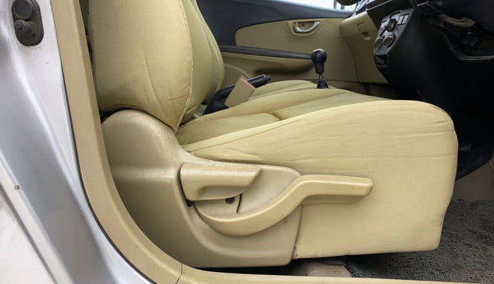 2013 Honda Amaze 1.2L I-VTEC VX, Petrol, Manual, 74,720 km, Driver Side Adjustment Panel