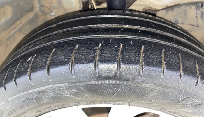 2013 Honda Amaze 1.2L I-VTEC VX, Petrol, Manual, 74,720 km, Right Front Tyre Tread