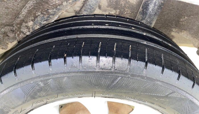 2013 Honda Amaze 1.2L I-VTEC VX, Petrol, Manual, 74,720 km, Left Rear Tyre Tread