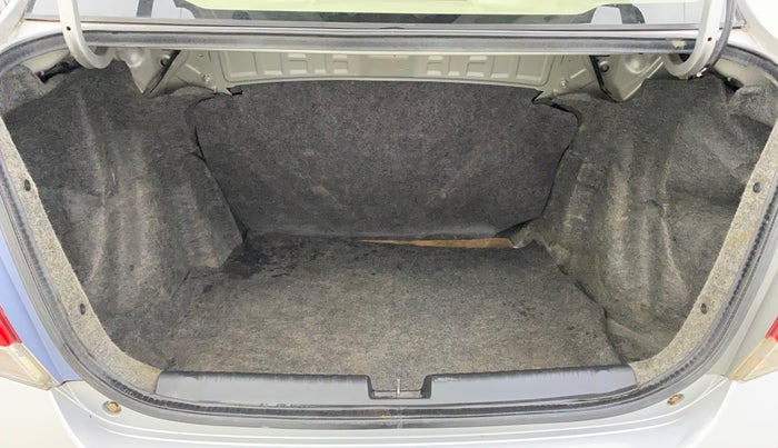 2013 Honda Amaze 1.2L I-VTEC VX, Petrol, Manual, 74,720 km, Boot Inside