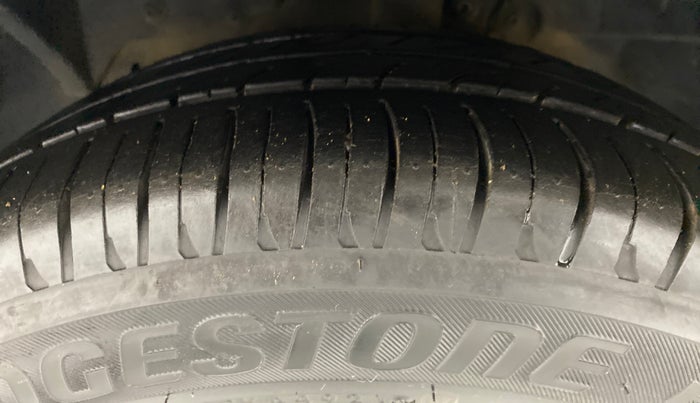 2018 Ford FREESTYLE TITANIUM + 1.2 TI-VCT, Petrol, Manual, 87,278 km, Left Front Tyre Tread
