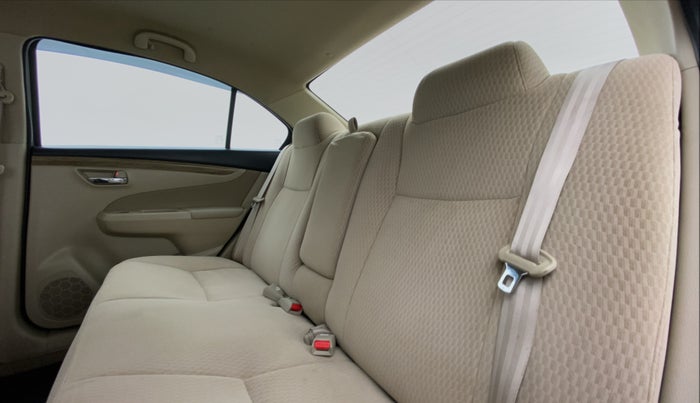 2019 Maruti Ciaz DELTA 1.5 SHVS VVT MT, Petrol, Manual, 36,870 km, Right Side Rear Door Cabin