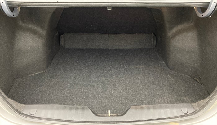 2019 Maruti Ciaz DELTA 1.5 SHVS VVT MT, Petrol, Manual, 36,870 km, Boot Inside
