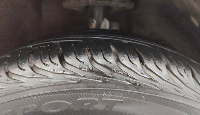 2021 Maruti Dzire ZXI, Petrol, Manual, 56,220 km, Right Front Tyre Tread
