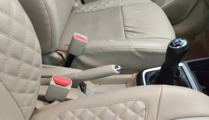 2021 Maruti Dzire ZXI, Petrol, Manual, 56,220 km, Gear Lever