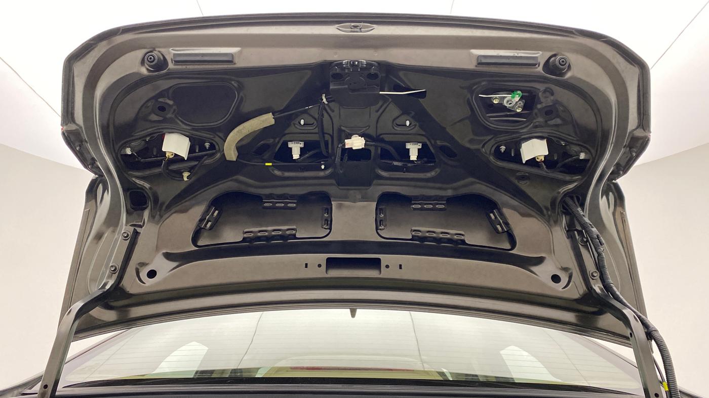 2015 Honda City V MT PETROL, Petrol, Manual, 61,965 km, Boot Door Open