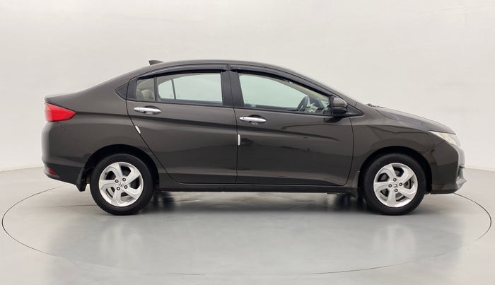 2015 Honda City V MT PETROL, Petrol, Manual, 61,965 km, Right Side View