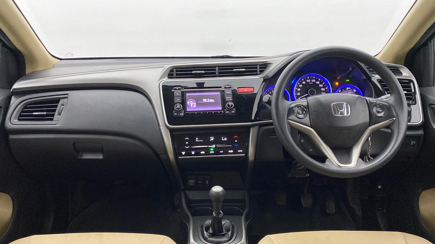 2015 Honda City V MT PETROL, Petrol, Manual, 61,965 km, Dashboard
