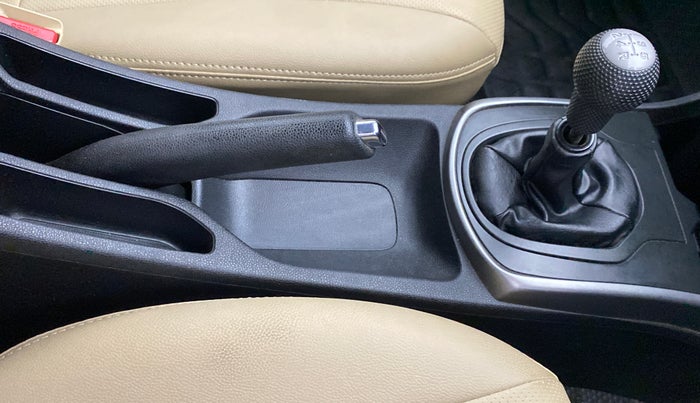 2015 Honda City V MT PETROL, Petrol, Manual, 61,965 km, Gear Lever