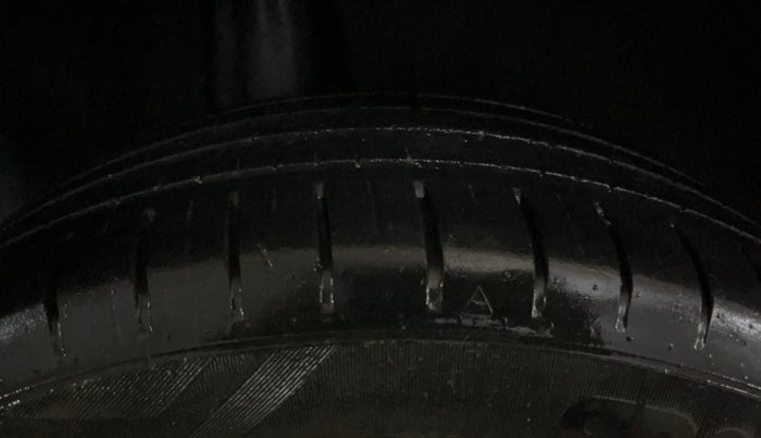 2020 Toyota Glanza G, Petrol, Manual, 51,138 km, Right Rear Tyre Tread