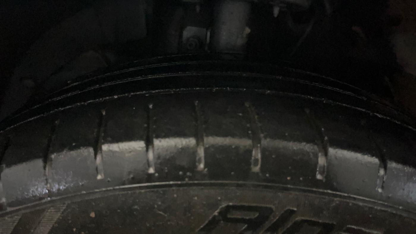 2020 Toyota Glanza G, Petrol, Manual, 51,138 km, Left Front Tyre Tread