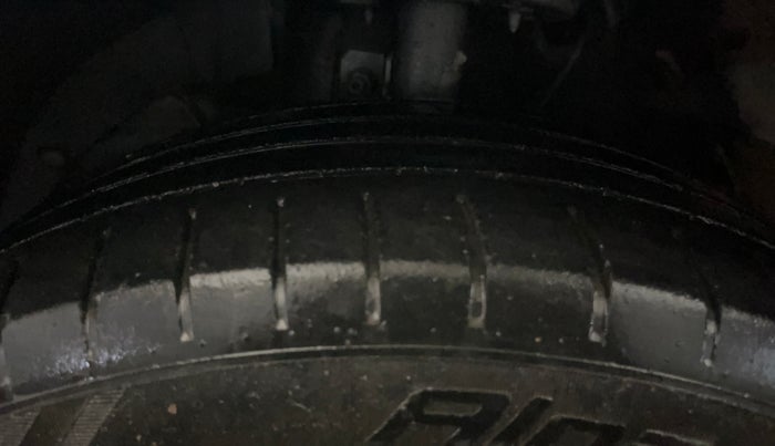 2020 Toyota Glanza G, Petrol, Manual, 51,138 km, Left Front Tyre Tread