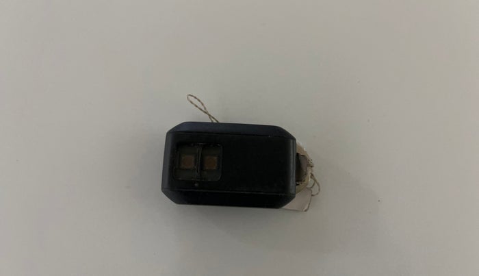 2020 Toyota Glanza G, Petrol, Manual, 51,138 km, Key Close Up