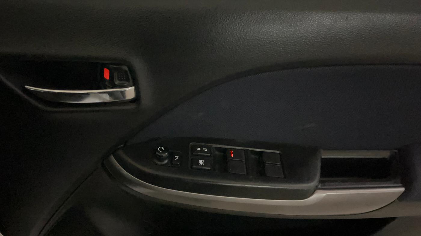 2020 Toyota Glanza G, Petrol, Manual, 51,138 km, Driver Side Door Panels Control