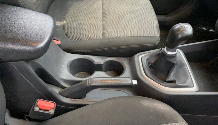 2017 Hyundai Creta E PLUS 1.6 PETROL, Petrol, Manual, 49,337 km, Gear Lever