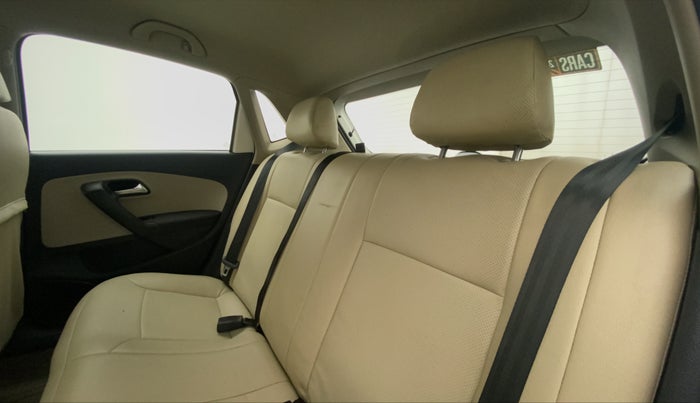 2013 Volkswagen Polo HIGHLINE1.2L, Petrol, Manual, 74,444 km, Right Side Rear Door Cabin