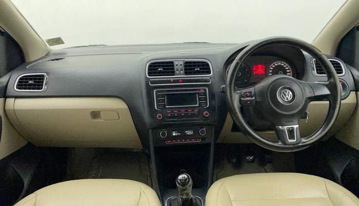 2013 Volkswagen Polo HIGHLINE1.2L, Petrol, Manual, 74,444 km, Dashboard