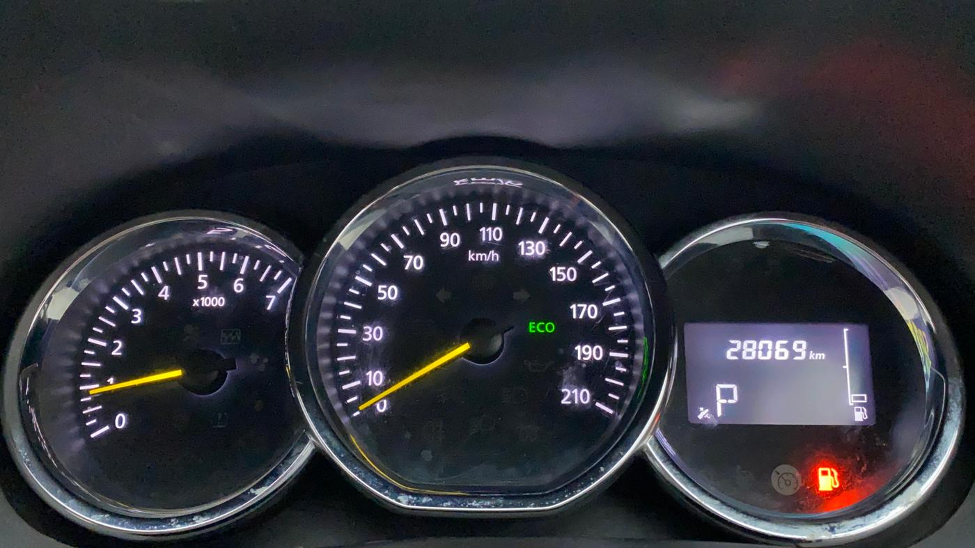 2017 Renault Duster RXS CVT, Petrol, Automatic, 28,069 km, Odometer Image