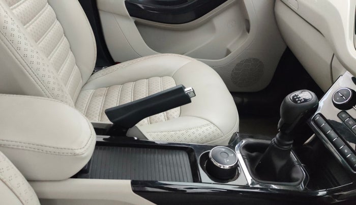 2023 Tata NEXON XZ PLUS DIESEL SUNROOF, Diesel, Manual, 60,862 km, Gear Lever