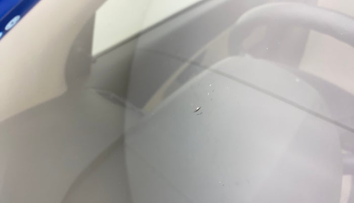 2012 Hyundai Eon MAGNA, Petrol, Manual, 72,826 km, Front windshield - Minor spot on windshield