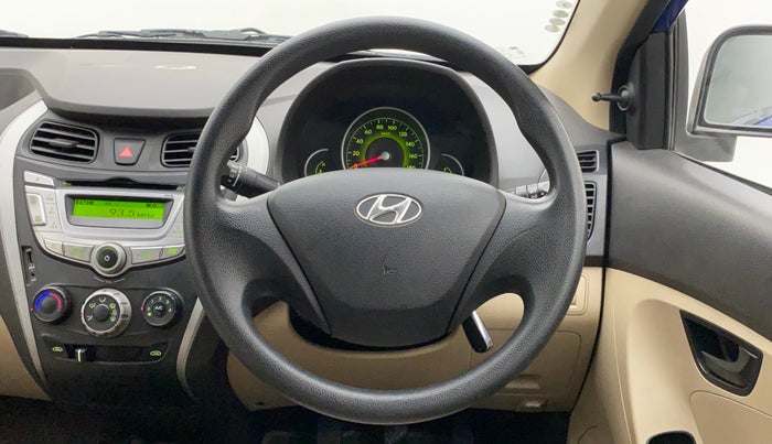 2012 Hyundai Eon MAGNA, Petrol, Manual, 72,826 km, Steering Wheel Close Up