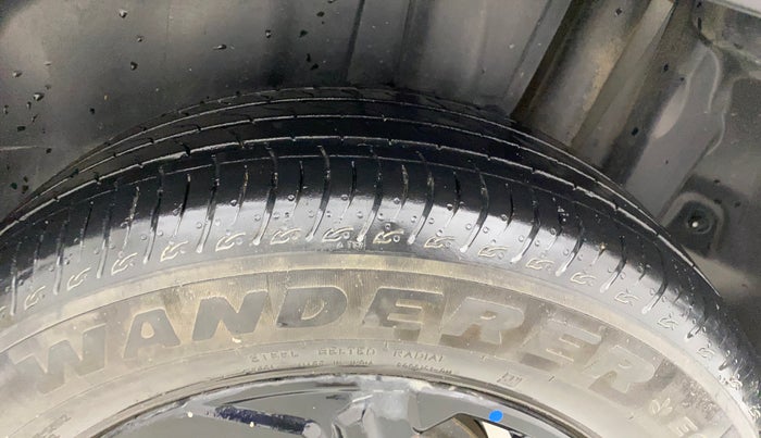 2024 Maruti BREZZA ZXI SMART HYBRID , Petrol, Manual, 25,882 km, Left Rear Tyre Tread