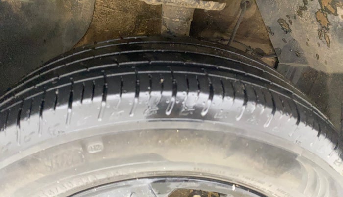 2024 Maruti BREZZA ZXI SMART HYBRID , Petrol, Manual, 25,882 km, Right Front Tyre Tread