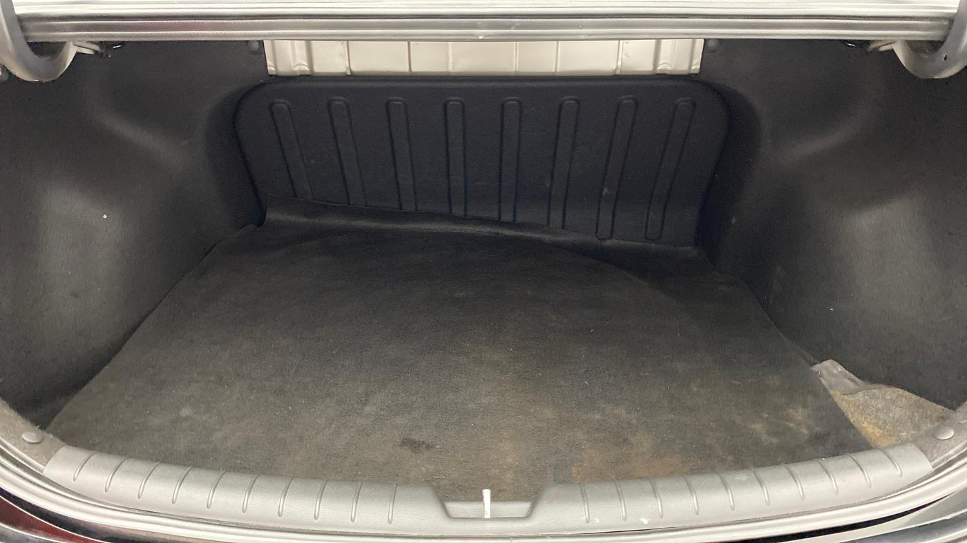 2018 Hyundai Verna 1.6 CRDI SX + AT, Diesel, Automatic, 34,484 km, Boot Inside
