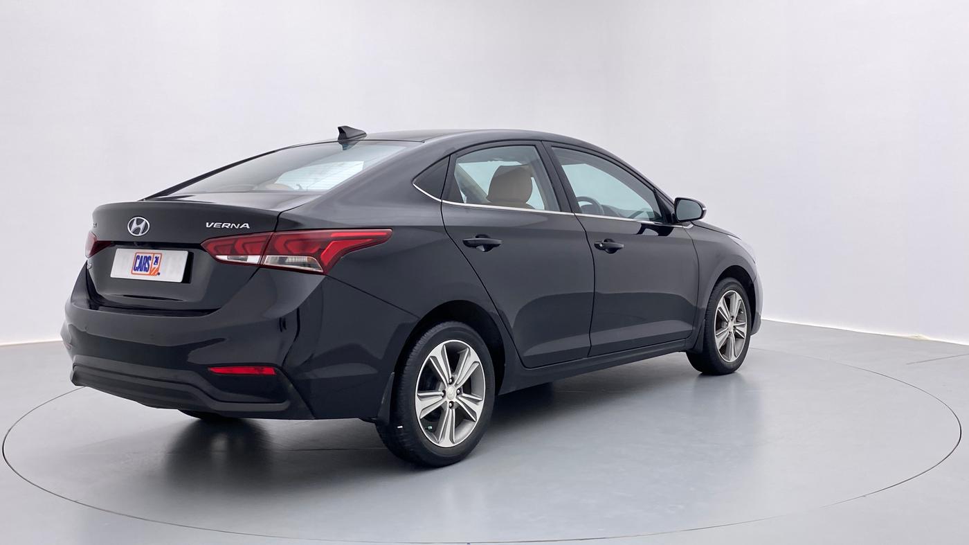 2018 Hyundai Verna 1.6 CRDI SX + AT, Diesel, Automatic, 34,484 km, Right Back Diagonal